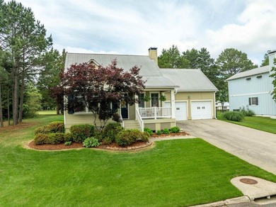 Additional listing photo 1