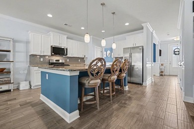 RARE -MAIN LEVEL PRIMARY SUITE ! Boasting over 3200 sq ft of - photo 6