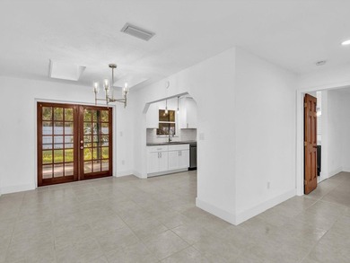 This 3-bedroom, 2-bathroom house is located in a quiet corner of - photo 6