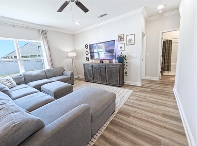 Welcome to your dream home, perfectly situated on an interior - photo 16