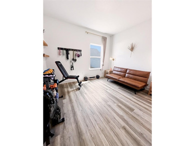 Welcome to your dream home, perfectly situated on an interior - photo 17
