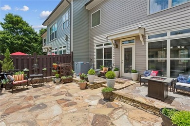 Welcome home to this stunning 2-story townhome in sought after - photo 20
