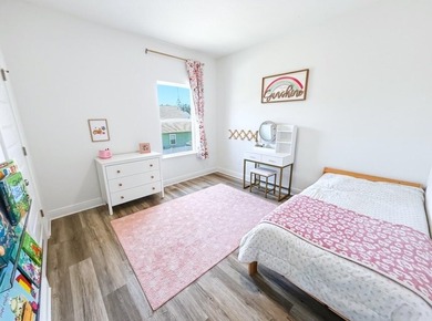 Welcome to your dream home, perfectly situated on an interior - photo 30