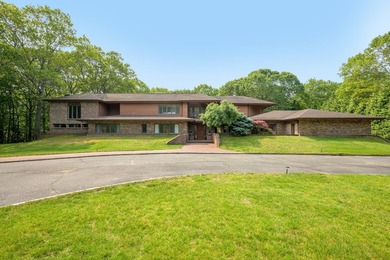 At the end of a cul-de-sac sits this peaceful and spacious 6,000 - photo 33