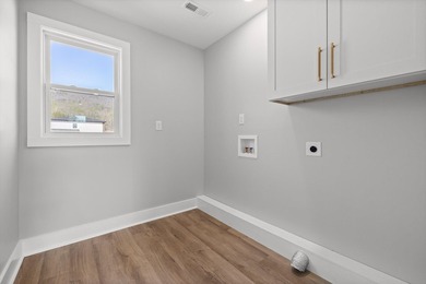 Welcome to 91 Hidden View Drive--where modern design meets - photo 33