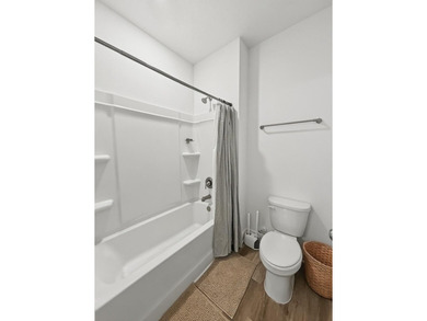 Welcome to your dream home, perfectly situated on an interior - photo 36