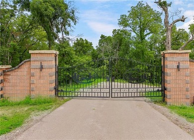 Experience the perfect blend of rustic elegance and modern - photo 49