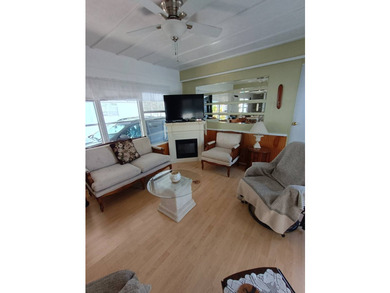 ANOTHER BEAUTIFUL HOME IN PARADISE! SEE HOME, MAKE OFFER! 2 Beds - photo 11
