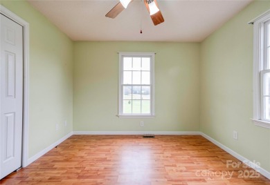 Welcome Home!! Move in ready! Just bring your clothes. Paved