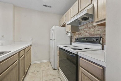 Welcome to 204-B Landing Road at Waterway Landing in beautiful - photo 7
