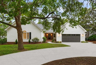 Welcome to this completely renovated five bedroom, four bath - photo 1