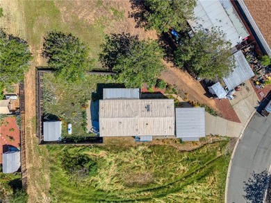 Be ready to be amazed! This turnkey property is located in the - photo 52