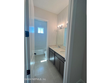 Imagine yourself moving into this stunning Dostie Homes Colina - photo 3