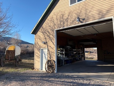 Turnkey Bear Lake cabin just over the Idaho border in coveted - photo 56