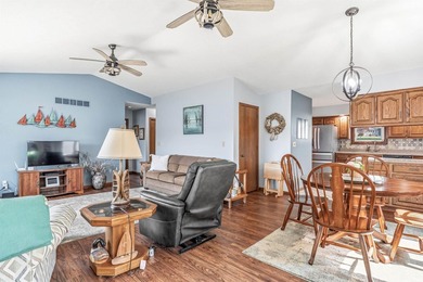 This is your chance to have the lake life you have been wanting! - photo 7