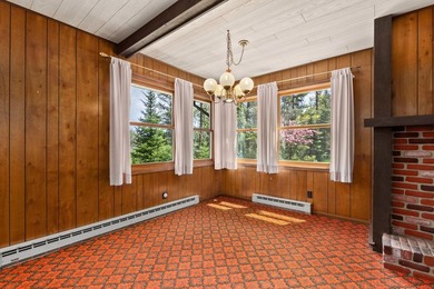 The view steals the show at this Wisconsin River home, where 315 - photo 7