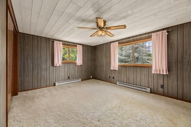 The view steals the show at this Wisconsin River home, where 315 - photo 10