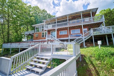 Spring Lake Home For Sale in Hardy Arkansas