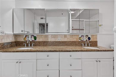 Ideally located this 3-bed, 2-bath residence in Rancho Palos - photo 11