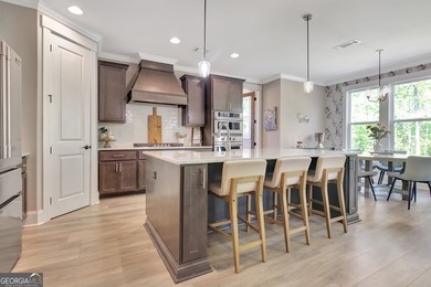 Beautiful Craftsman Home in Sought-After Canoe Club. Why wait - photo 13
