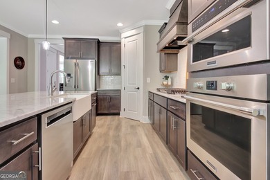 Beautiful Craftsman Home in Sought-After Canoe Club. Why wait - photo 22