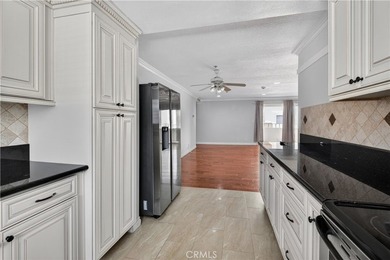 Ideally located this 3-bed, 2-bath residence in Rancho Palos - photo 22