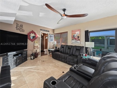 Tucked behind a private, palm-lined entrance in sought-after - photo 30