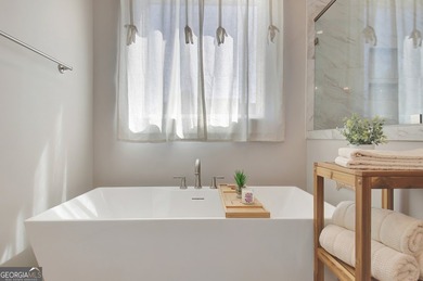 Beautiful Craftsman Home in Sought-After Canoe Club. Why wait - photo 31