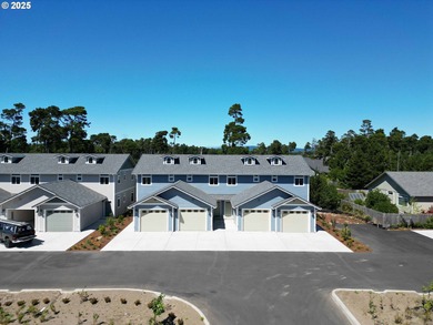 Siuslaw River Townhome/Townhouse For Sale in Florence Oregon