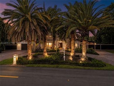 Tucked behind a private, palm-lined entrance in sought-after - photo 45