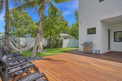 Stunning new construction two-story home in the heart of North - photo 10