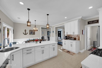 This beautiful, meticulously maintained home offers 4 spacious - photo 10