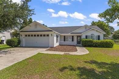 Don't miss this 3-bedroom, 2.5-bath home in Castlewood situated - photo 1
