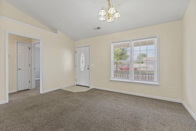 Don't miss this 3-bedroom, 2.5-bath home in Castlewood situated - photo 8