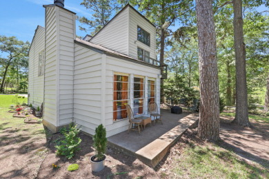 4 bed 2 bath Home on 2 lots in Cape Royale - photo 4