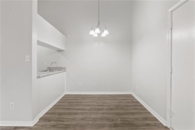 Well maintained 1 bedroom 1 bath condo in Hampton Club - photo 2