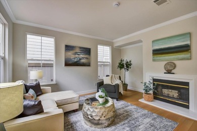 Wonderful bright, upgraded home with high ceilings. Immaculate - photo 14