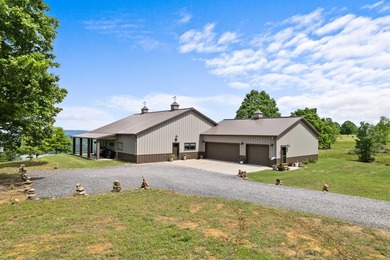Greers Ferry Lake Home For Sale in Bee Branch Arkansas