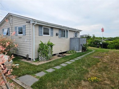 Rare 3 bed 1 bath waterfront cottage on Potter Pond!!! Located - photo 4