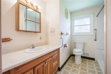 Opportunity awaits in this charming 4-bedroom, 1.5-bath ranch - photo 14