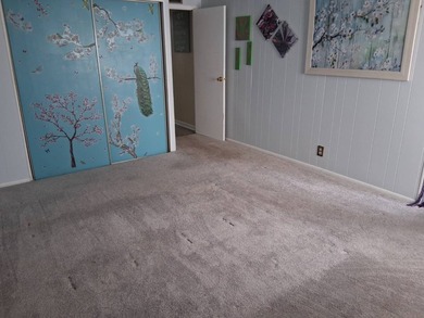 Welcome to beautiful Hudson, Florida. This charming 2-bedroom - photo 14