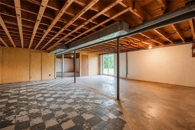 Opportunity awaits in this charming 4-bedroom, 1.5-bath ranch - photo 19
