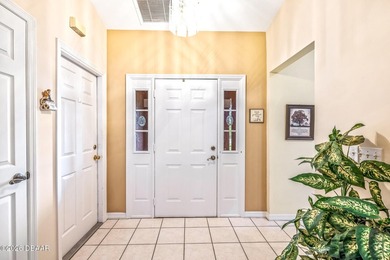 Welcome to this exceptional single-story residential home - photo 22