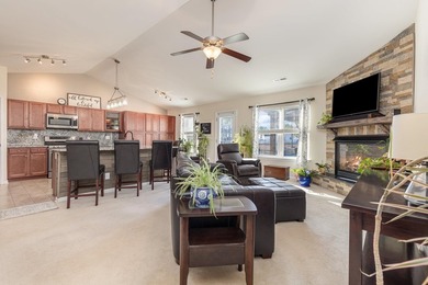 Welcome to Myrtle Grove Plantation! This fully updated 4 bedroom - photo 7