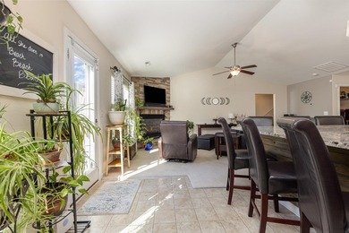 Welcome to Myrtle Grove Plantation! This fully updated 4 bedroom - photo 10