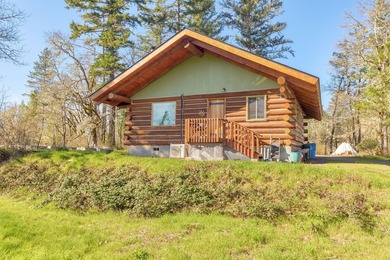 (private lake, pond, coastal) Home For Sale in Cave Junction Oregon