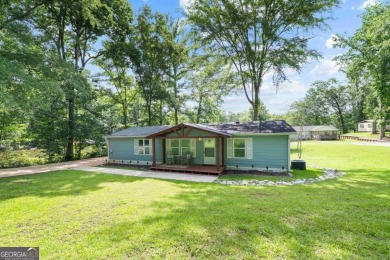 Lake Home For Sale in Eatonton, Georgia