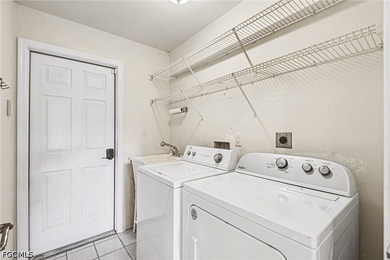 HOME SPLIT FROM EXTRA LOT RESULTING IN NEW PRICE! Welcome to - photo 7
