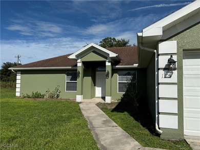 Lehigh Acres Area Home Sale Pending in Lehigh Acres Florida