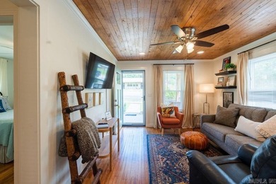 Additional listing photo 4